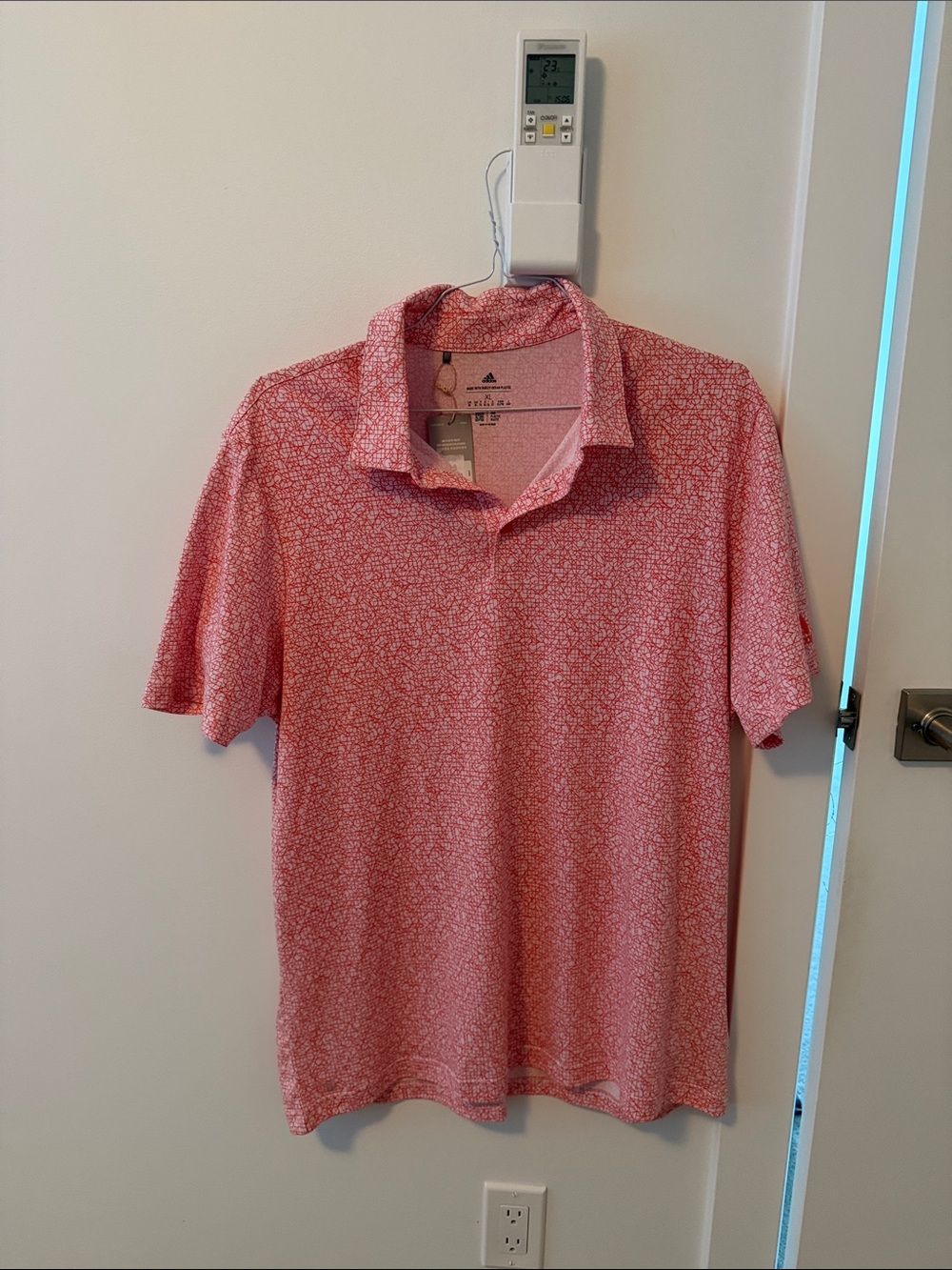 adidas Pink Patterned Menโs Golf Polo Shirt